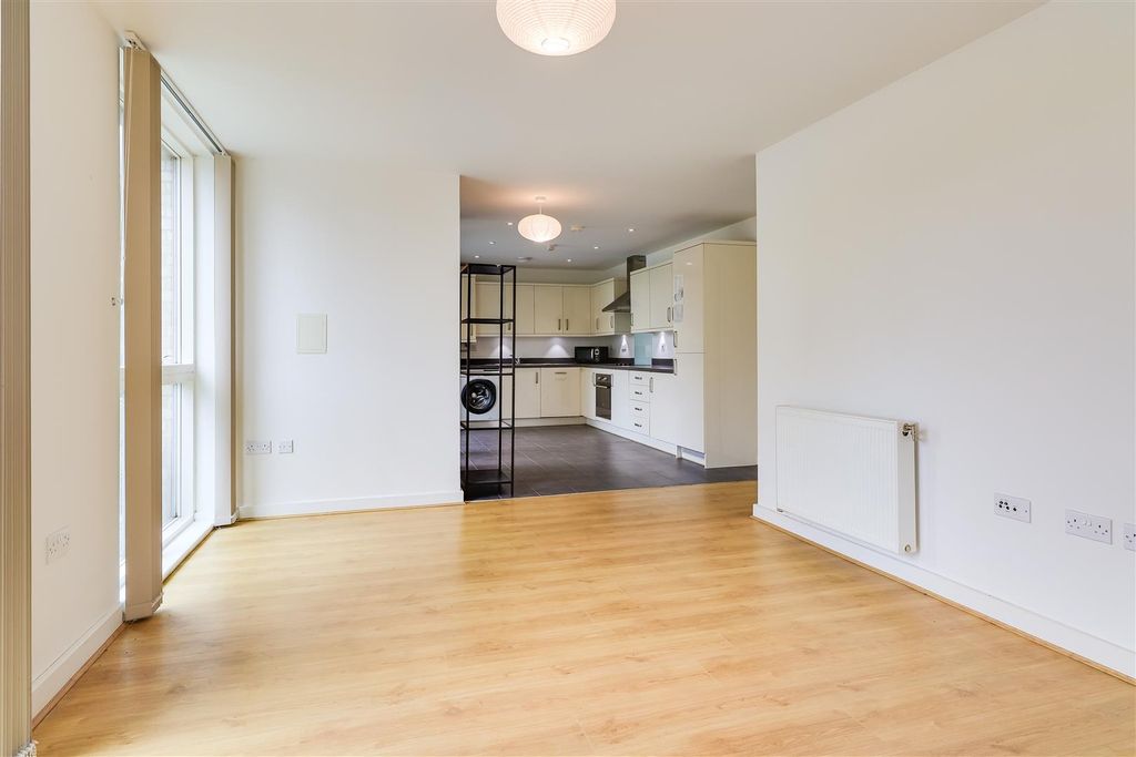 Property photo 3 of 15 Img_8332.Jpg