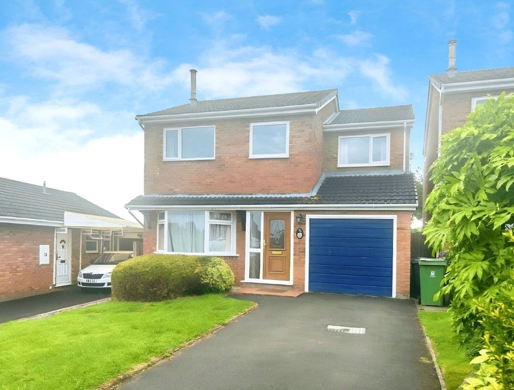 Property photo 2 of 12 Front