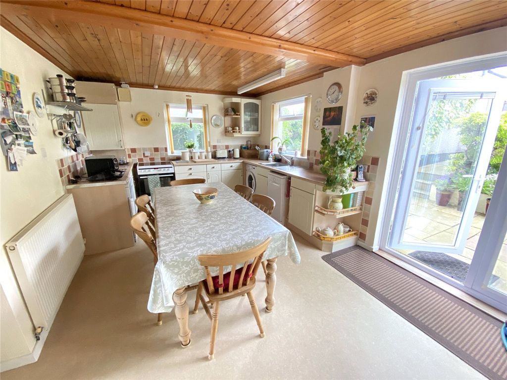 Property photo 2 of 13 Picture No. 29