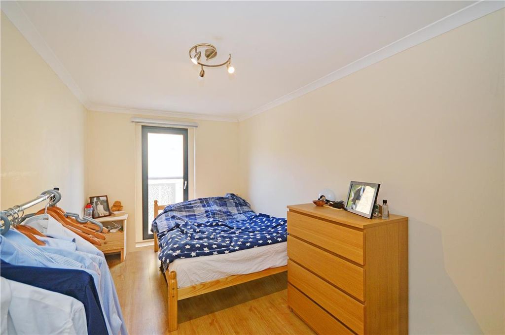 Property photo 3 of 5