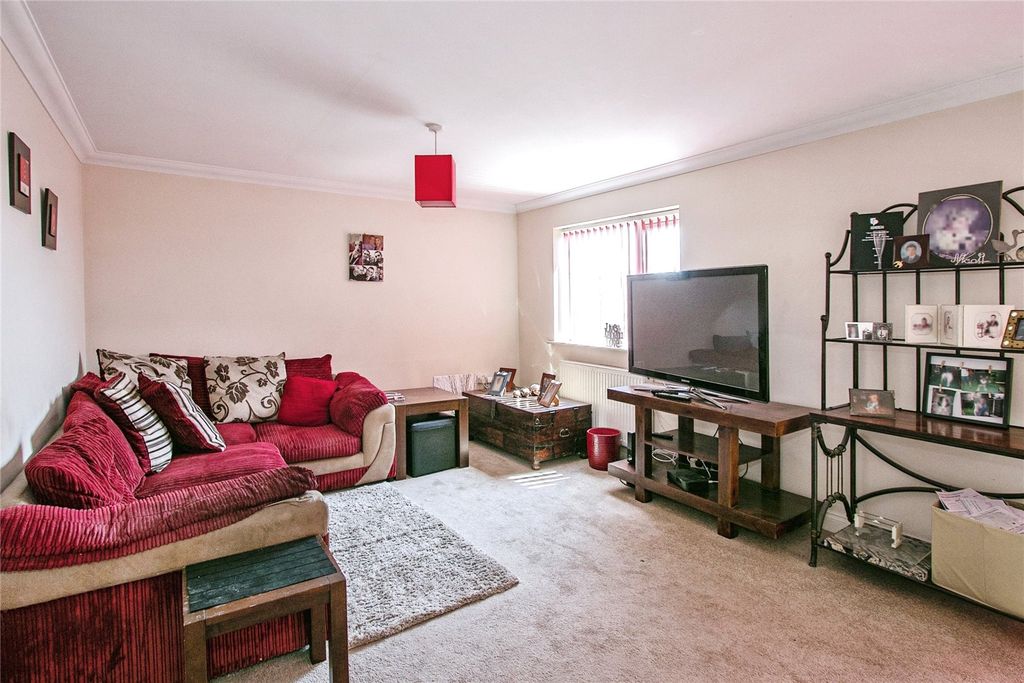 Property photo 3 of 14 Photography