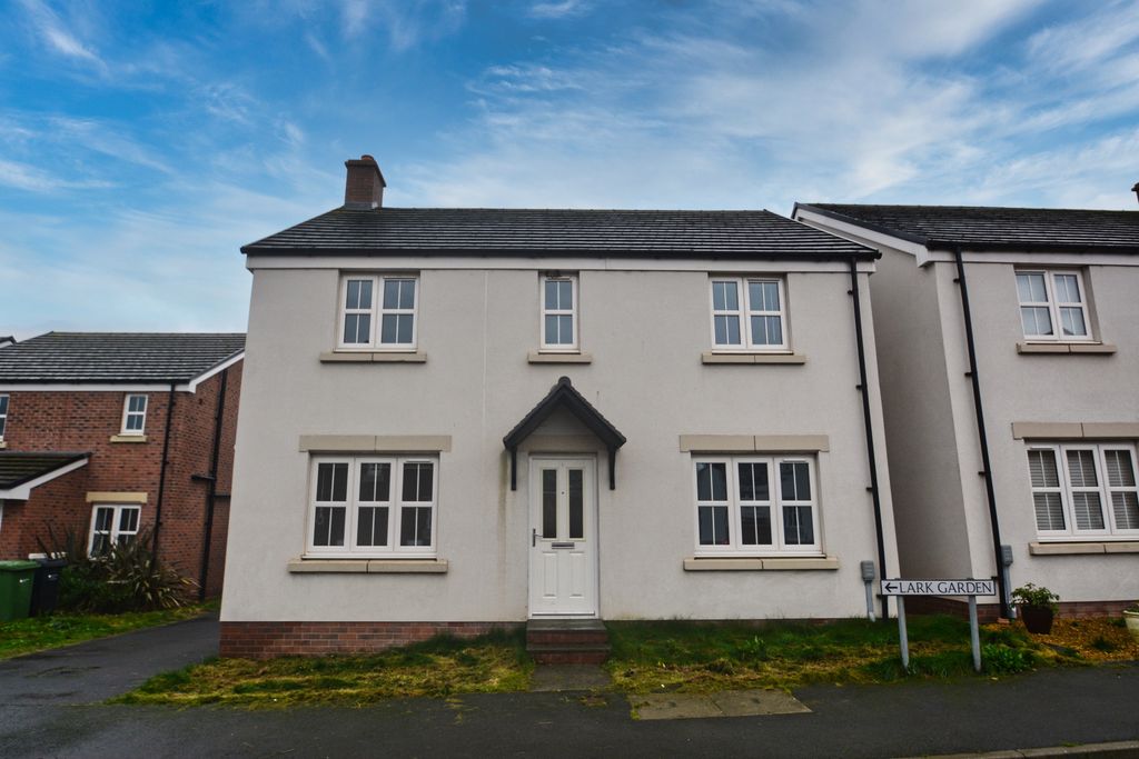 Property photo 1 of 31