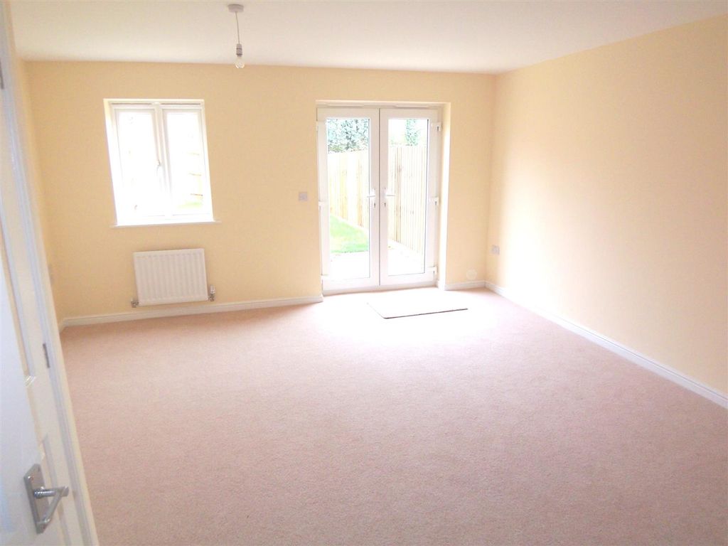 Property photo 3 of 5