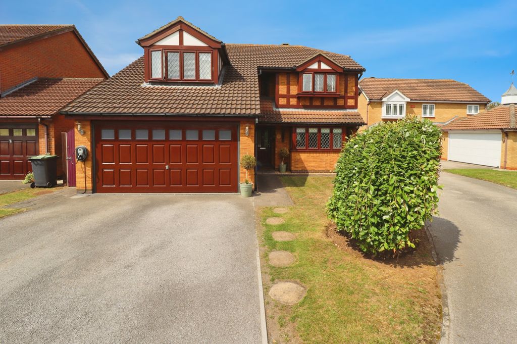 Property photo 1 of 27