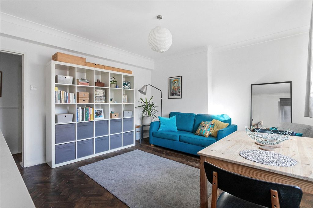 Property photo 2 of 12 Picture No. 08