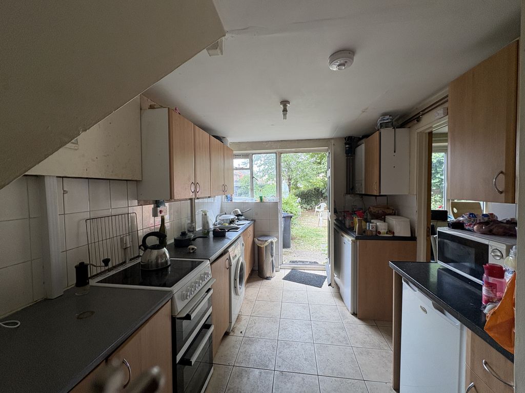 Property photo 3 of 3 Room