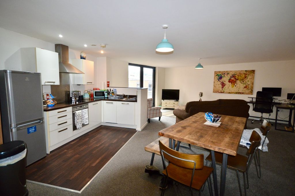 Property photo 2 of 6 Picture No. 09