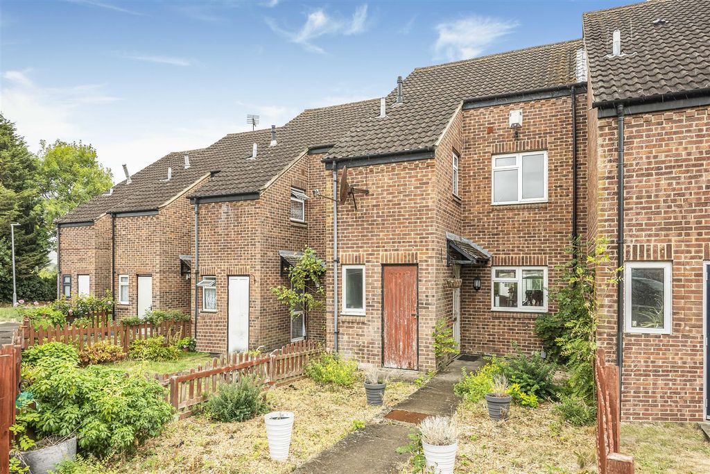 Property photo 1 of 16