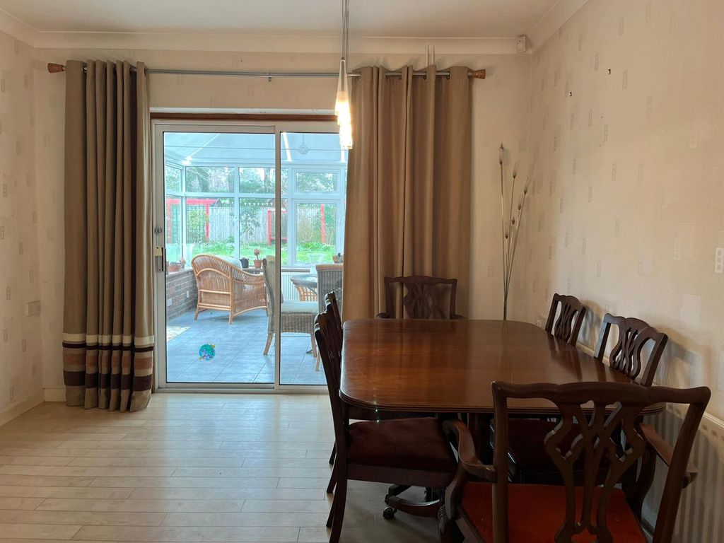 Property photo 3 of 10 Picture No. 11