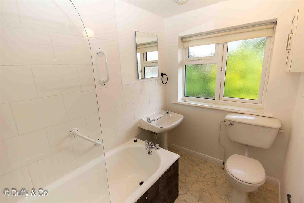 Property photo 3 of 10 15Br25 (2 Of 8).Jpg