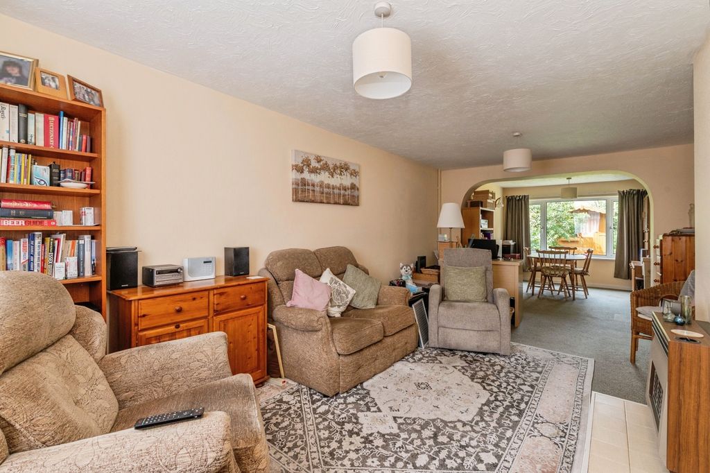 Property photo 2 of 18 Pbox-Img.Jpg