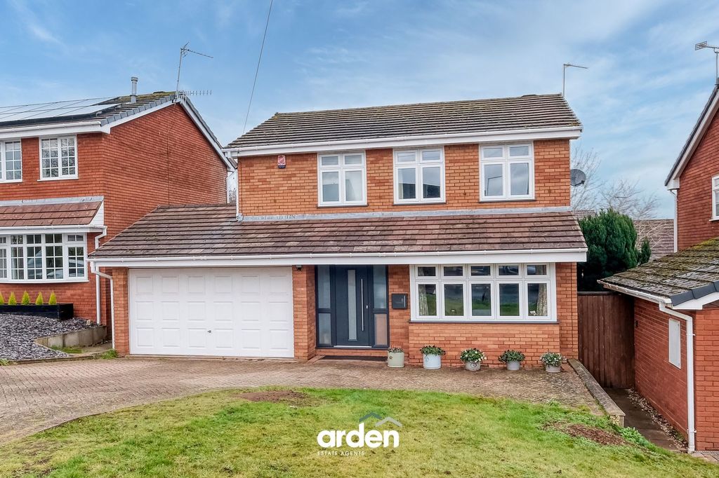 Property photo 1 of 17