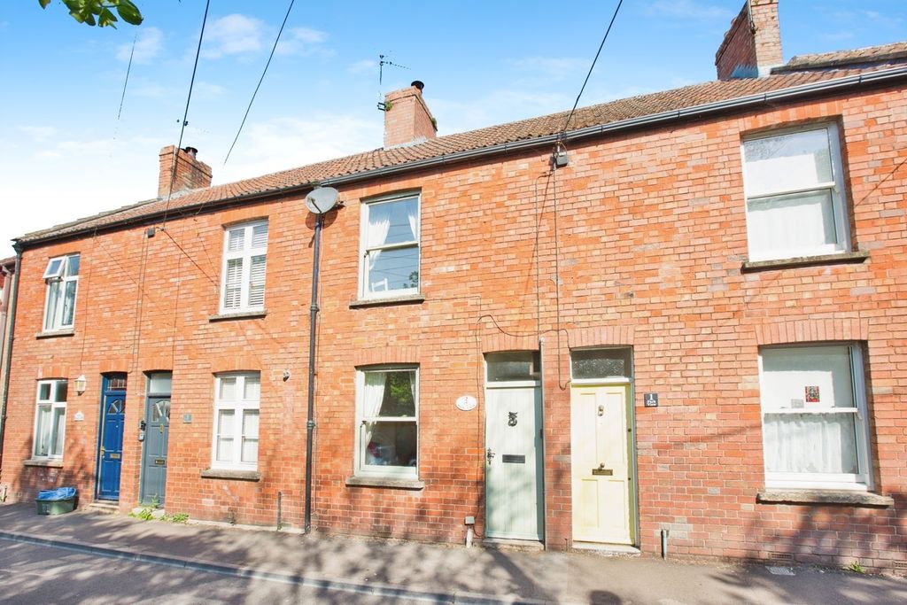 Property photo 1 of 13