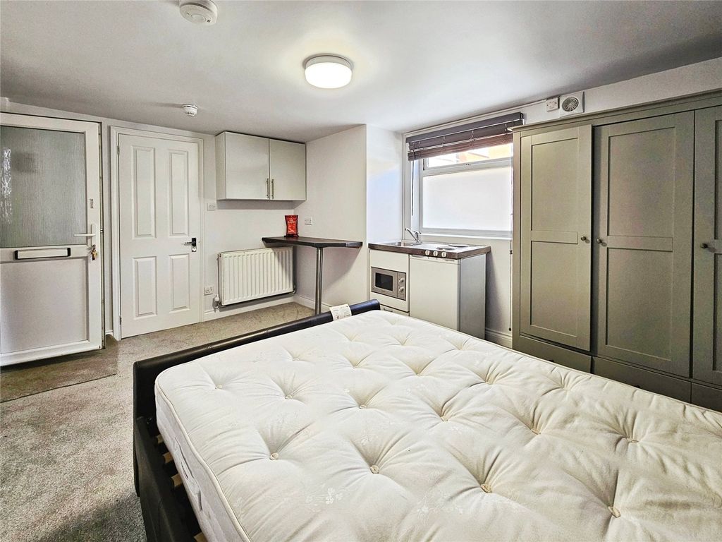 Property photo 2 of 4 Picture No. 02