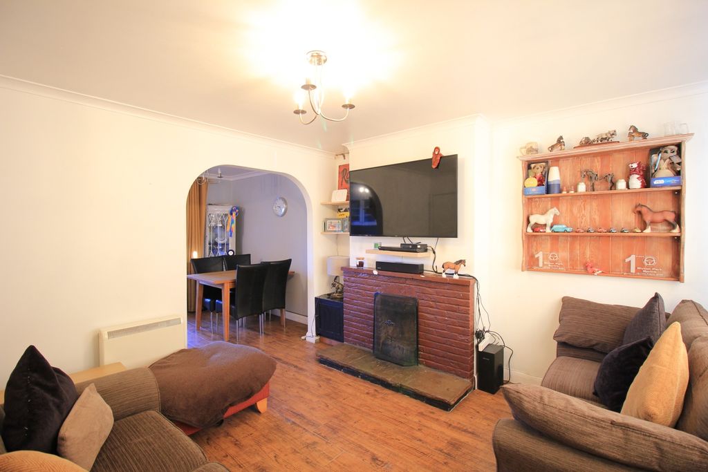 Property photo 2 of 13 Image 2