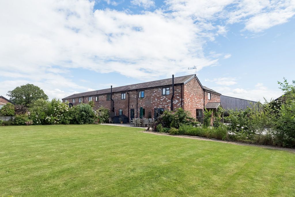 4 bed barn conversion for saleGorstage Lane, Gorstage, Northwich CW8