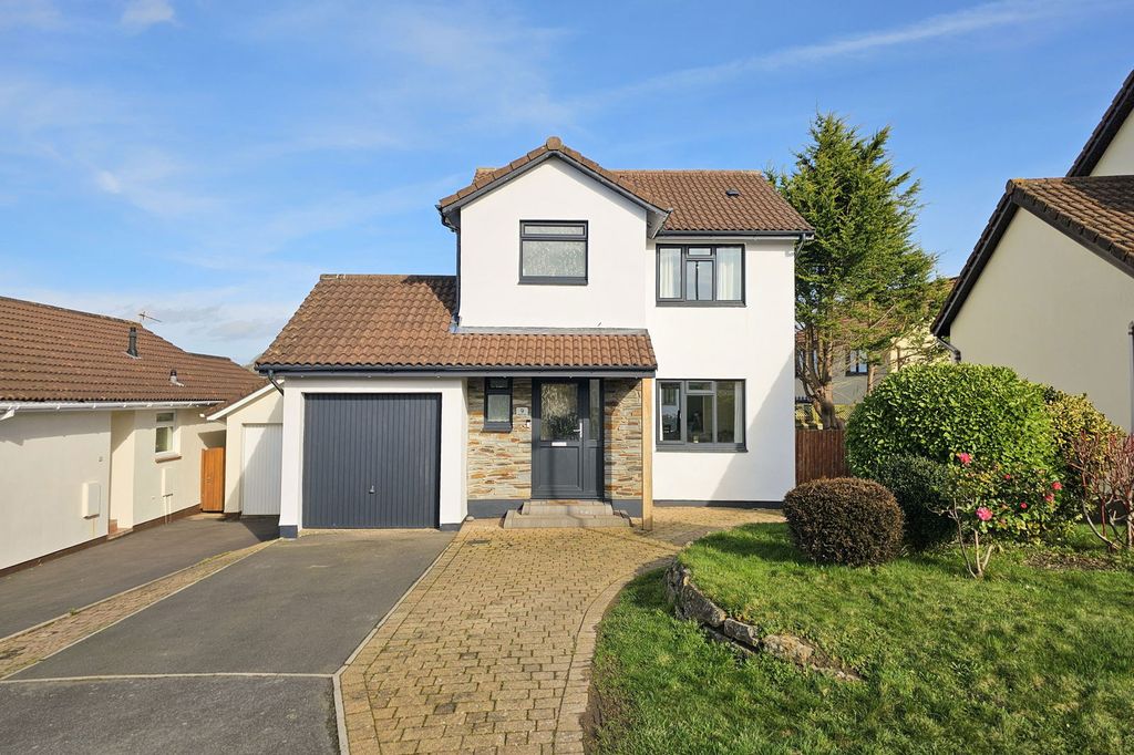 Property photo 1 of 25