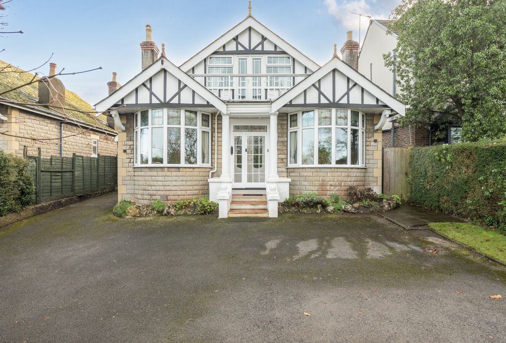 Property photo 3 of 27 1395751-1-695E36B...