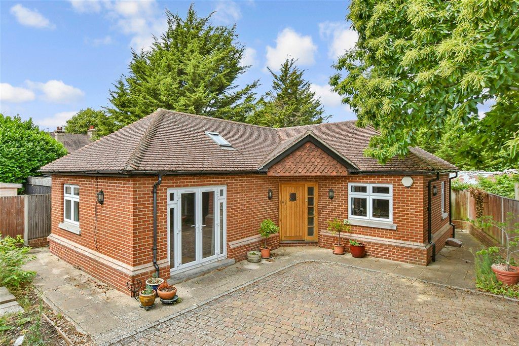 Property photo 1 of 10 External (Web)