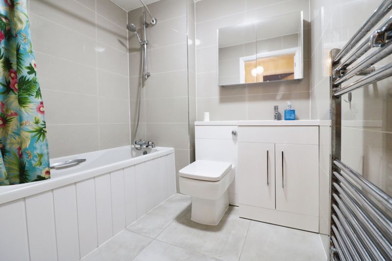 Property photo 3 of 8 Photo 3