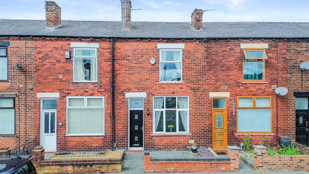 Property photo 1 of 13