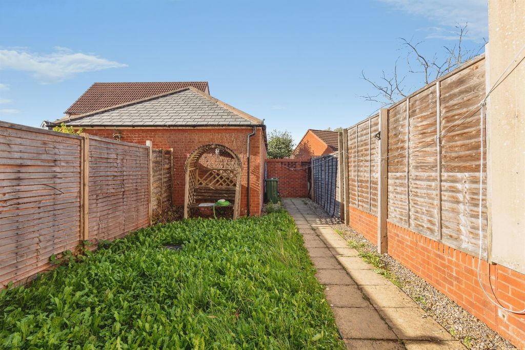 Property photo 2 of 13
