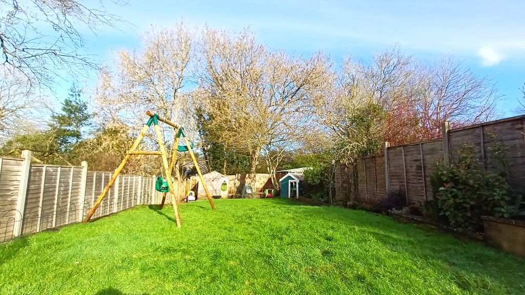 Additional image 23 of 3 bed semi-detached house for saleThe Leys, Chipping Norton OX7