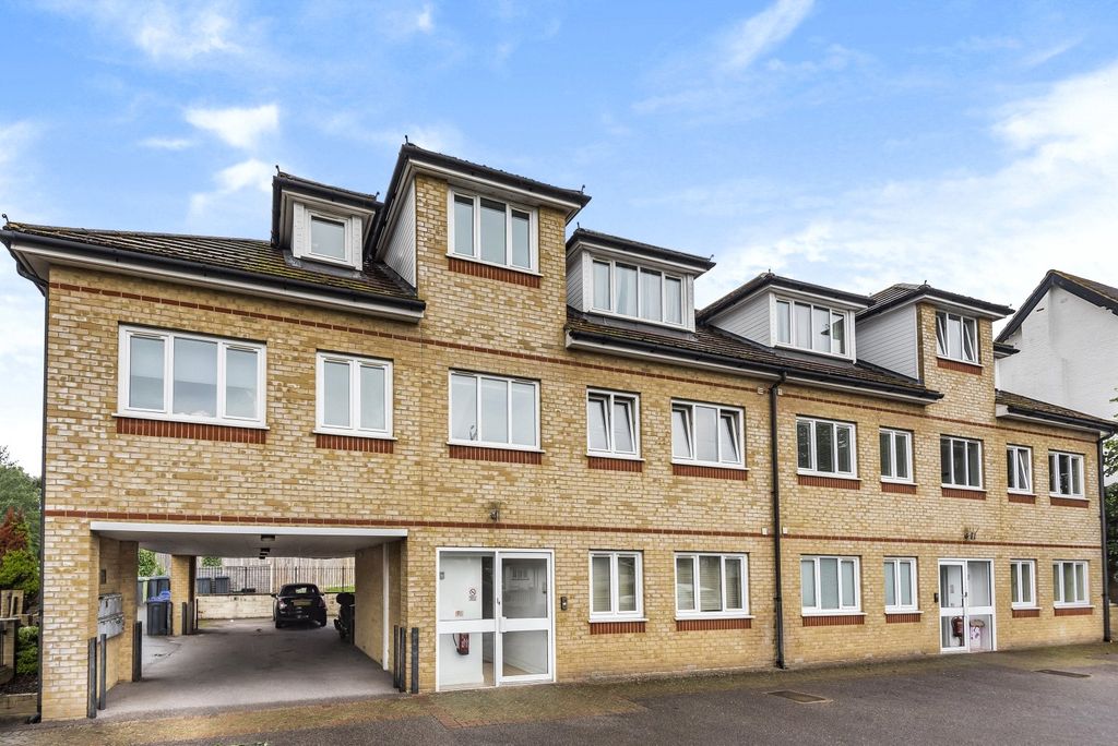 Property photo 1 of 11 External