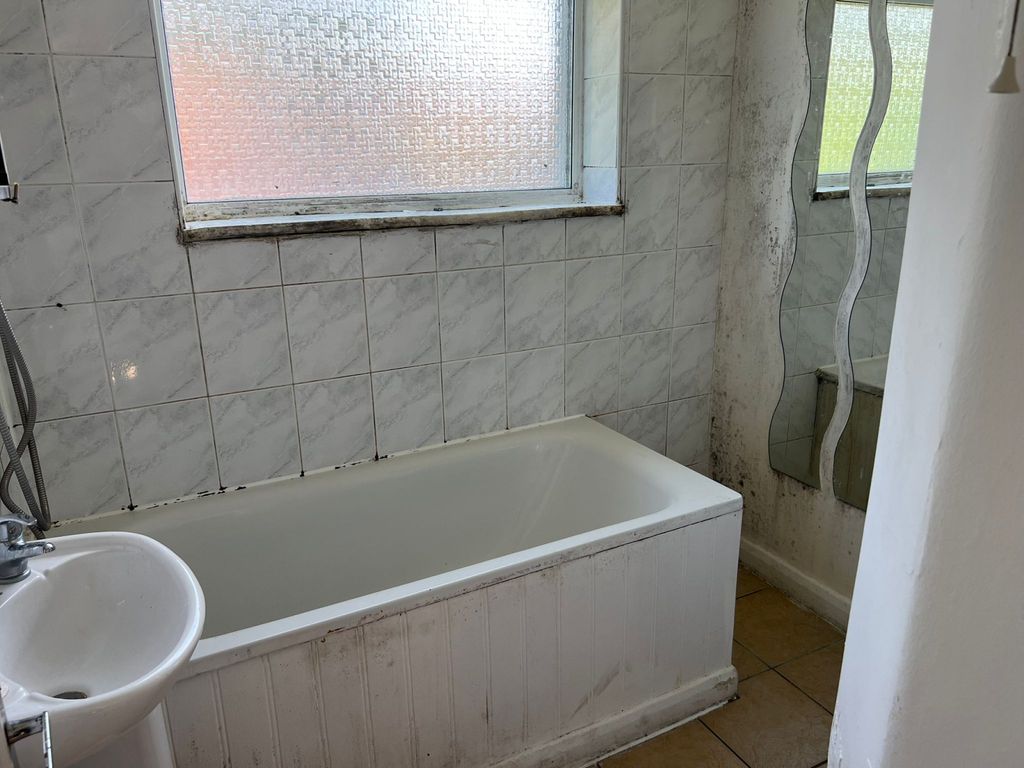Property photo 2 of 9 Gallery