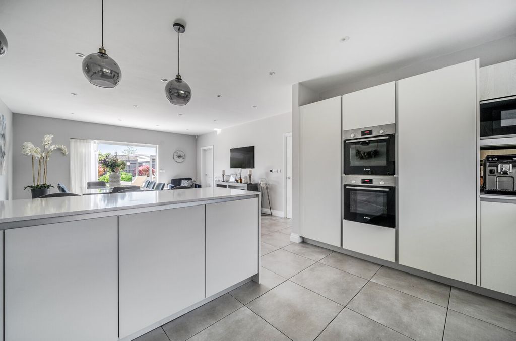 Additional image 17 of 5 bed detached house for saleAster Lea, Warfield, Bracknell RG42