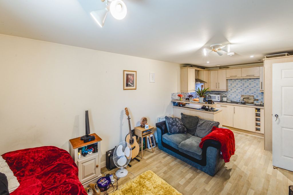 Property photo 2 of 10 5058402