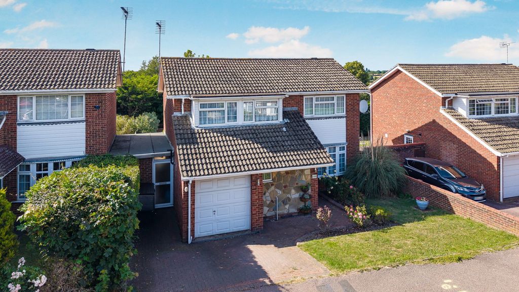 Property photo 3 of 36
