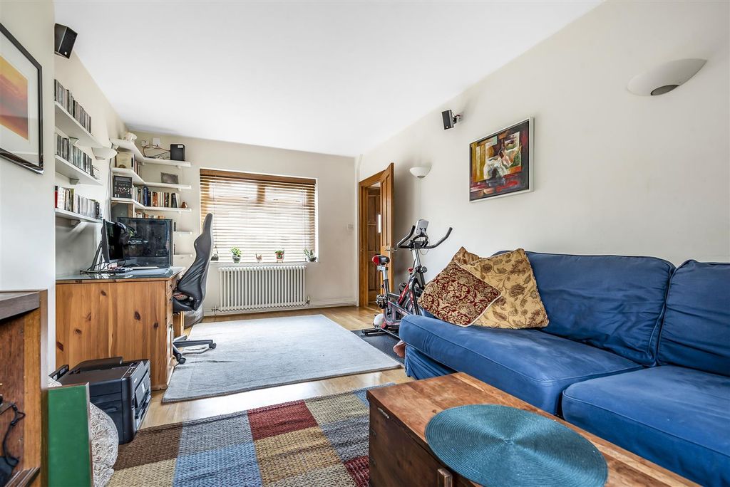 Property photo 3 of 15 745957 (2).Jpg