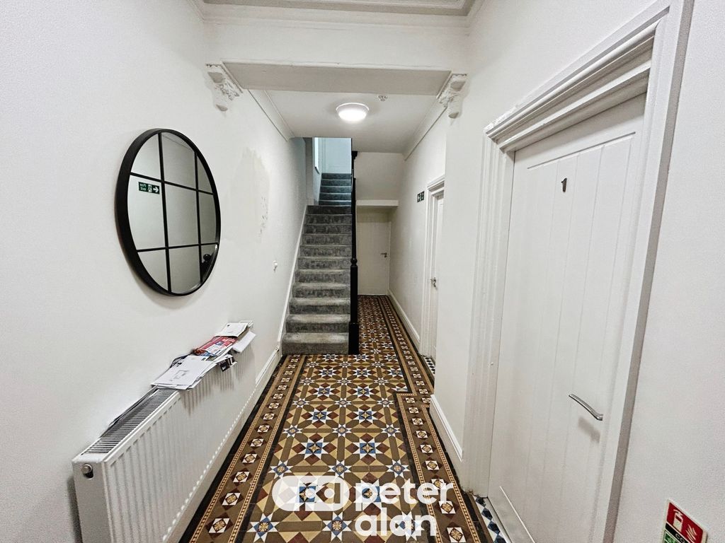 Property photo 3 of 11 Image