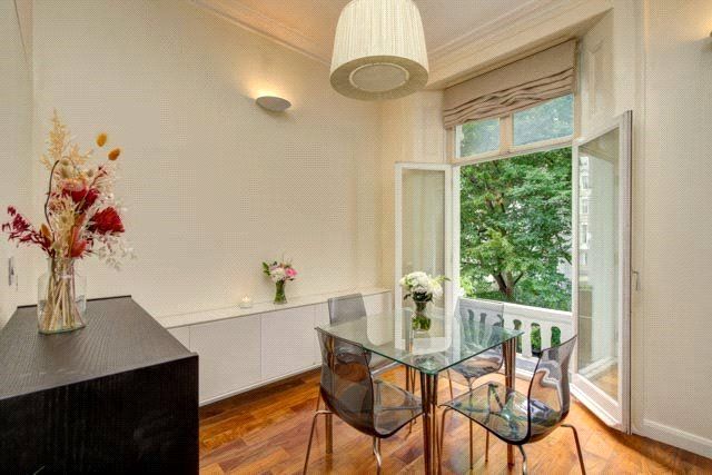 Property photo 1 of 14 Living/Dining Area