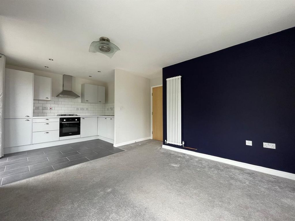 Property photo 2 of 17 Photo 16