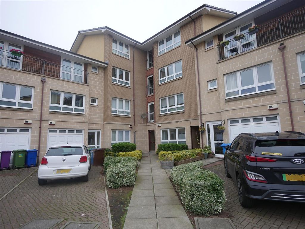 Property photo 1 of 9 P2110360.Jpg