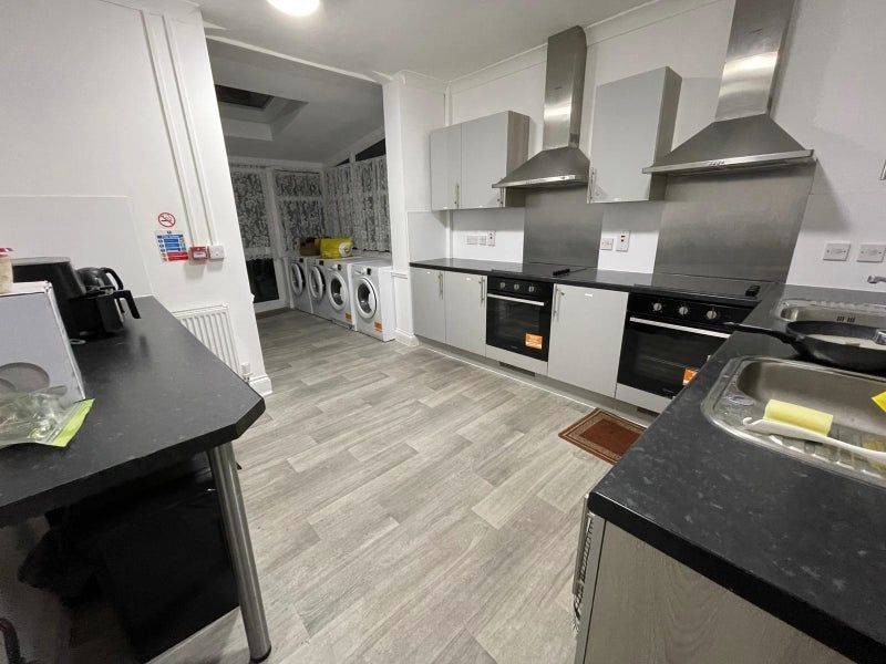 Property photo 3 of 8 Photo 3