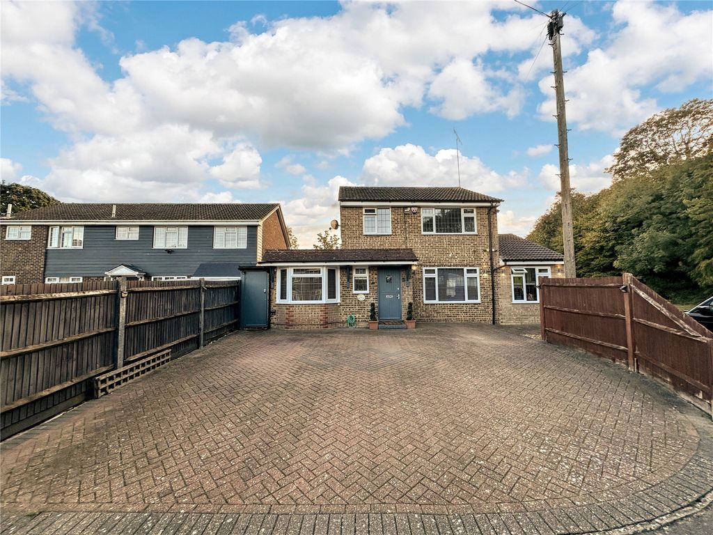 Property photo 1 of 25 Picture No. 18