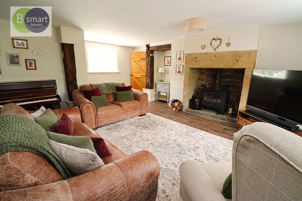 Property photo 3 of 35 Img_4016