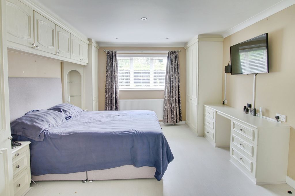 Additional image 12 of 6 bed detached bungalow for saleChandlers Way, March PE15
