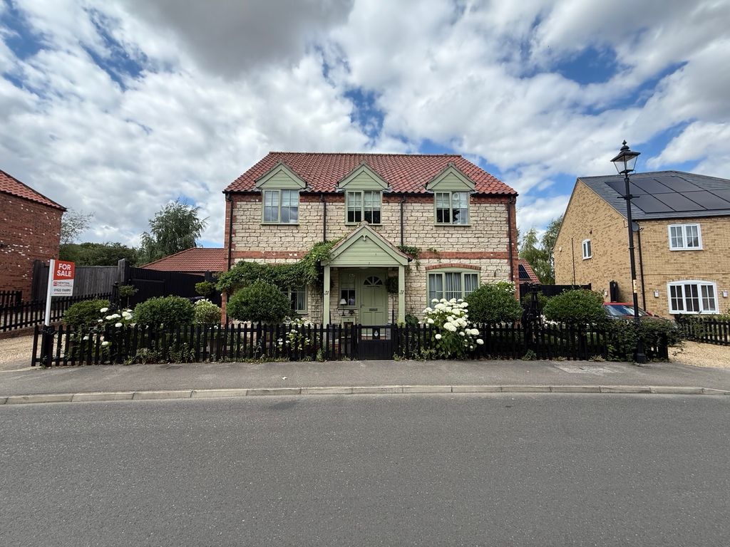 Property photo 1 of 20