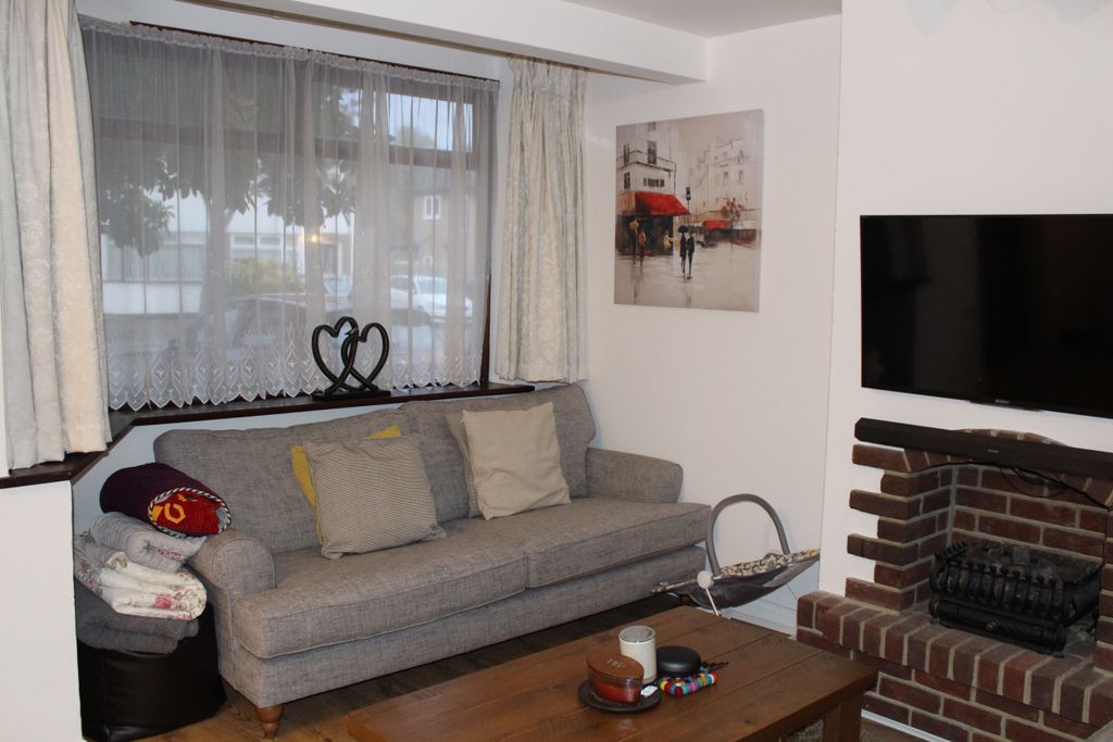 Property photo 2 of 15