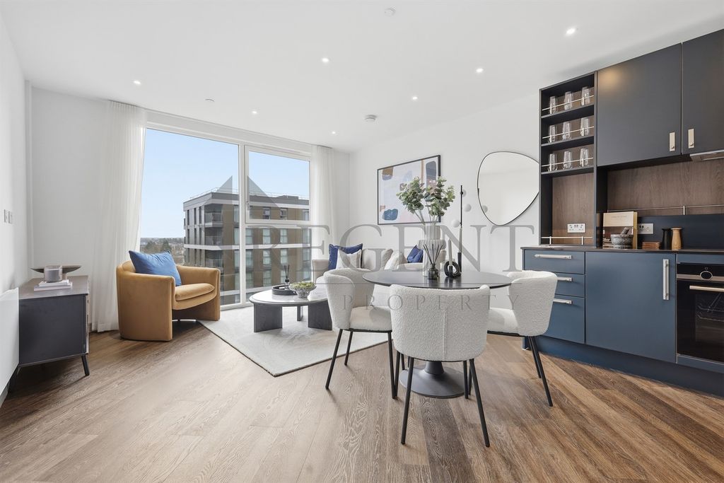 Property photo 1 of 23 (Main)