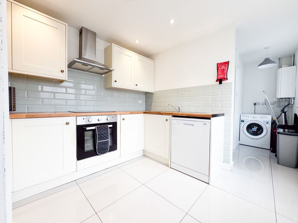 Property photo 2 of 16 Another Student Property From Award Winning Cps Ho