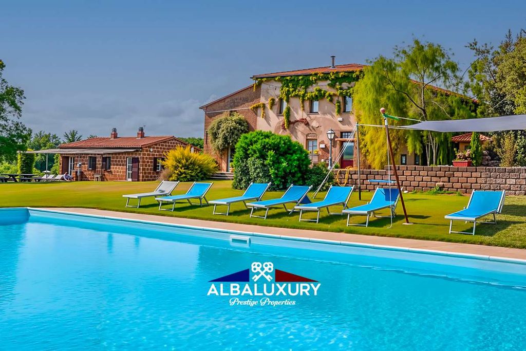 Property photo 1 of 29