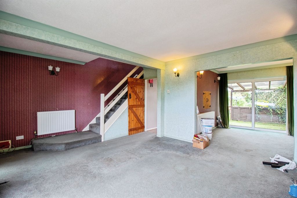 Property photo 3 of 20