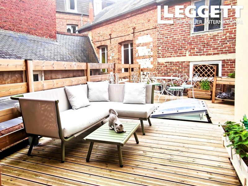 Property photo 2 of 10