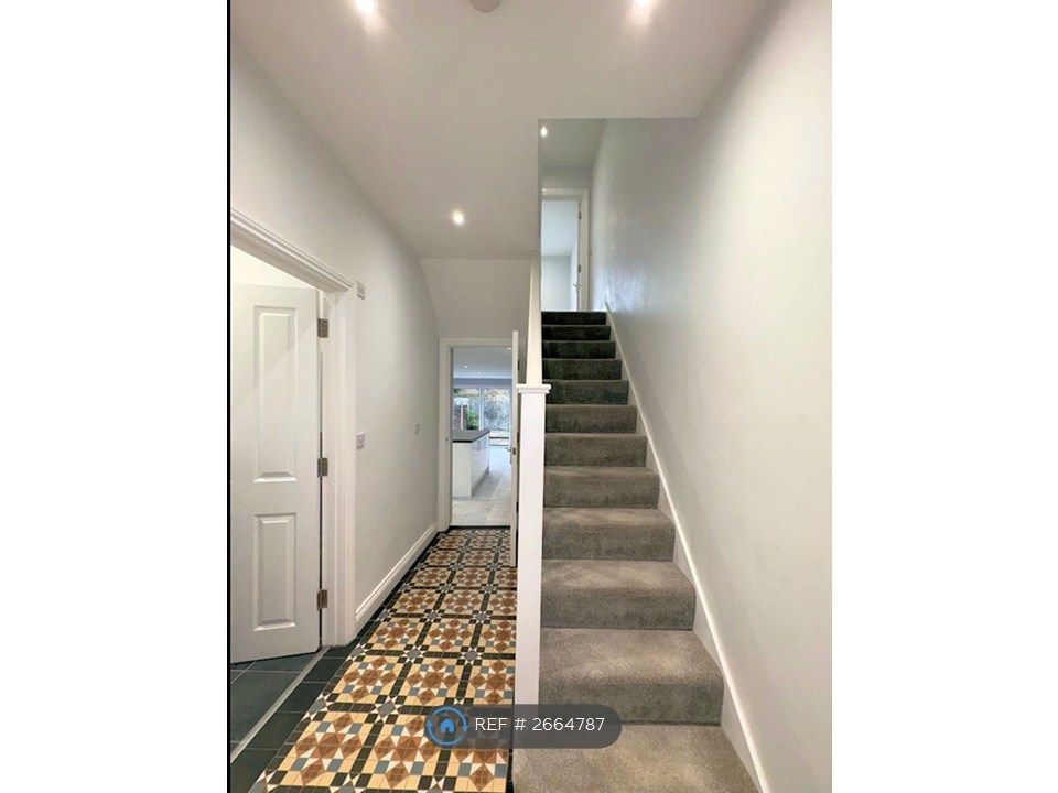 Property photo 3 of 29