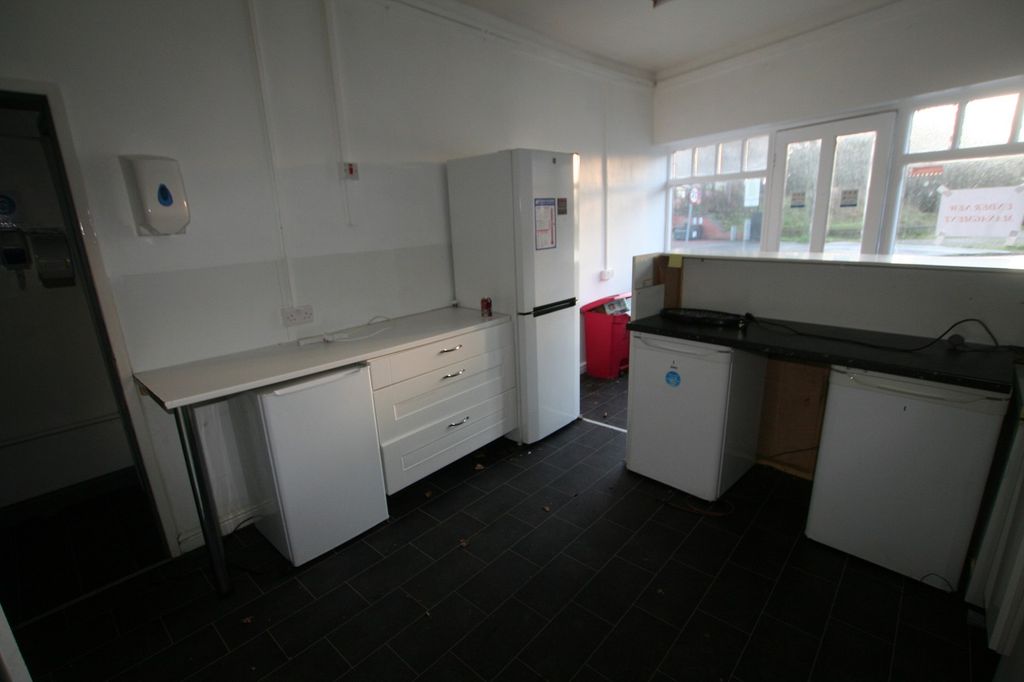 Property photo 3 of 17 Not Specified